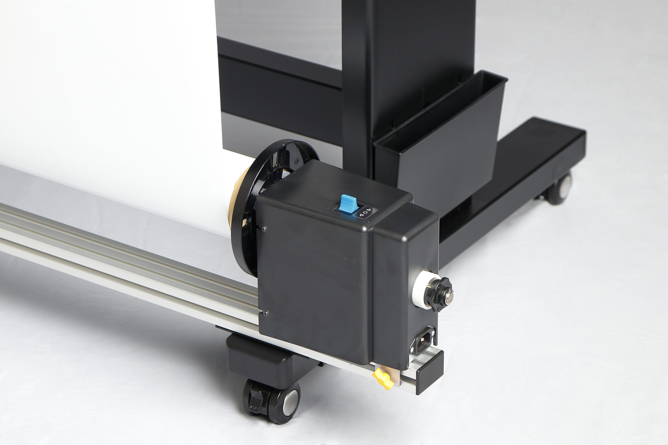 Mutoh XpertJet 1341SR Pro, Eco-Solvent Printer - Image 2