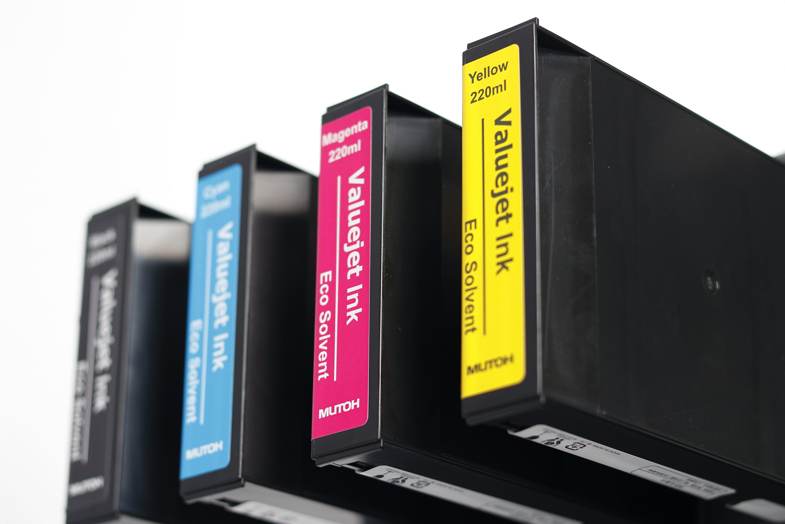 Mutoh XpertJet 1341SR Pro, Eco-Solvent Printer - Image 3