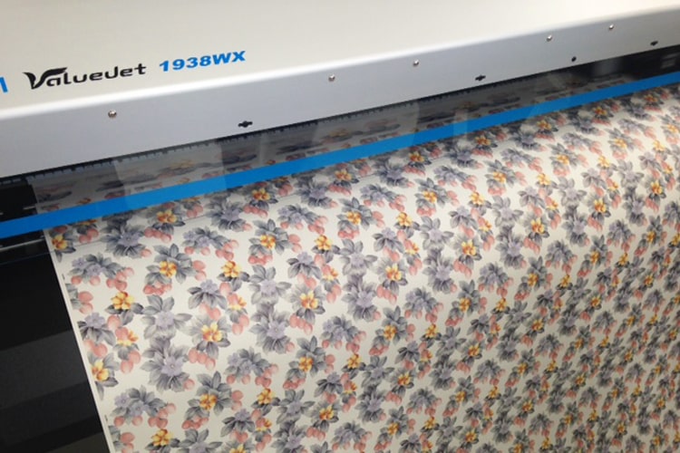 Mutoh ValueJet 1938WX, Dye-Sublimation Printer - Image 2